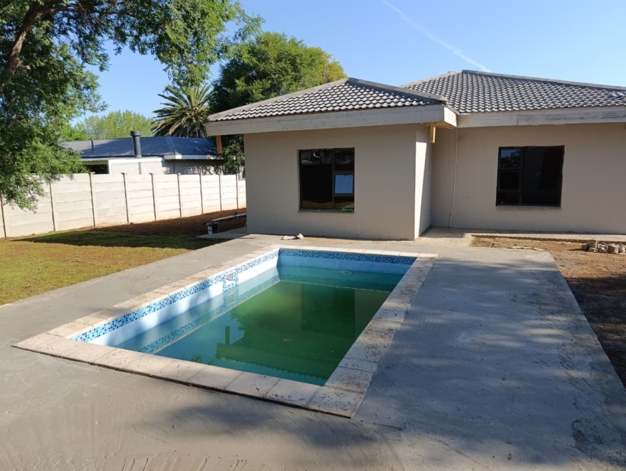 4 Bedroom Property for Sale in Bayswater Free State